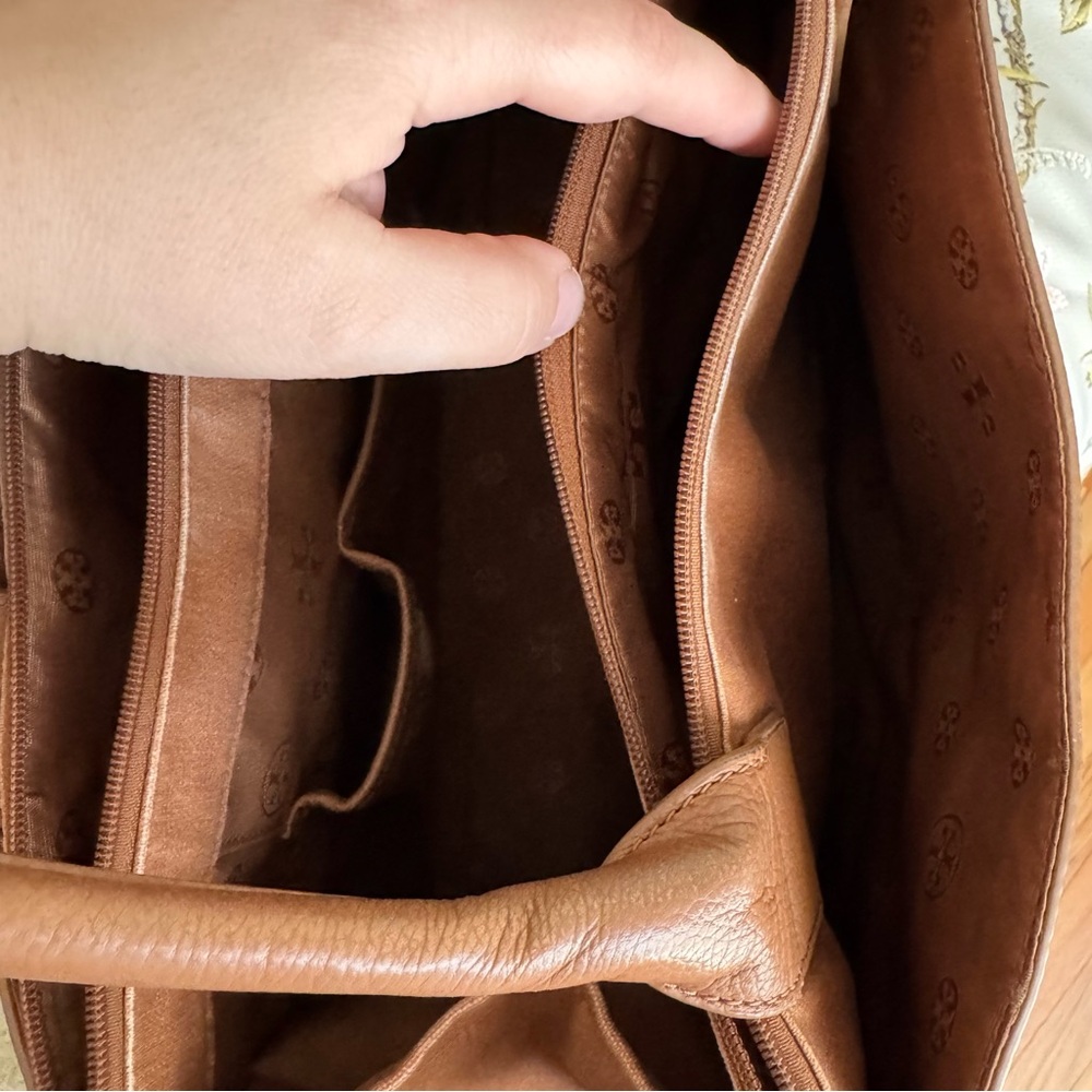 Tory Burch Shoulder Tote - Picture 12 of 16
